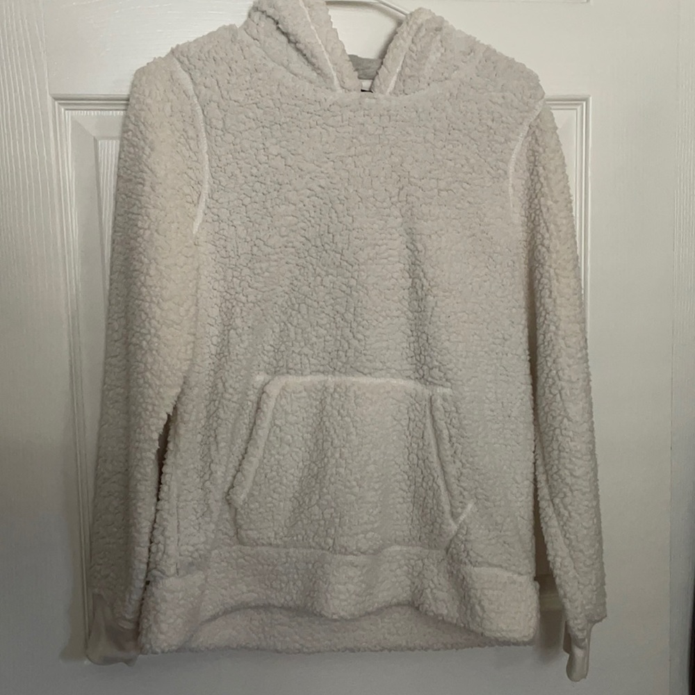 FUZZY HOODIE